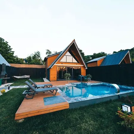 Arne Chalet *